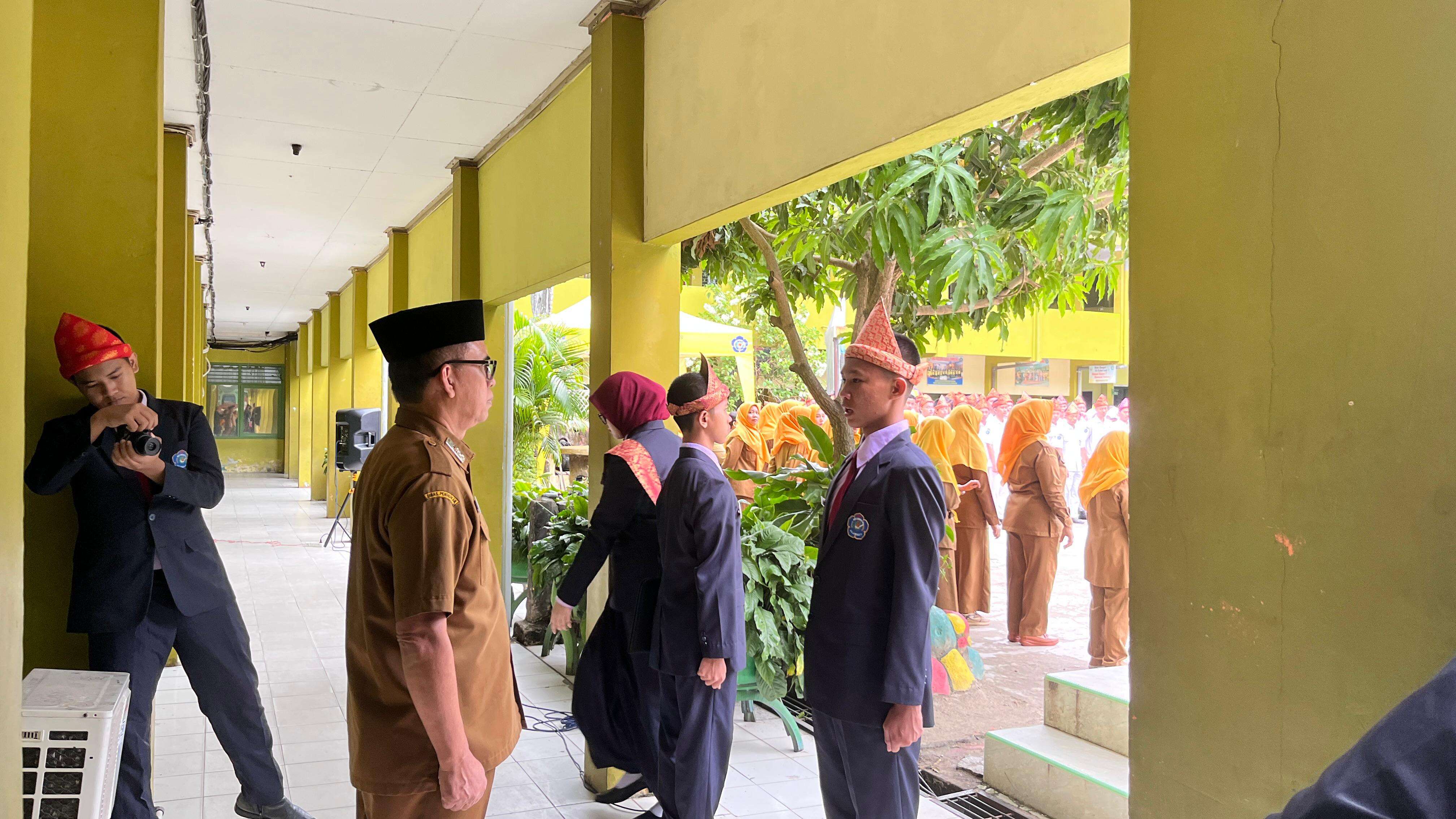 SERAH TERIMA PENGURUS OSIS/MPK/EKSTRAKURIKULER PERIODE 2025/2026 , SMA NEGERI 18 PALEMBANG